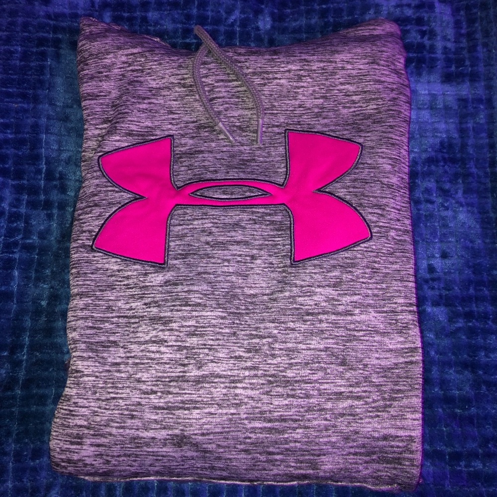 under armor sweatshirt (breast cancer awareness)
